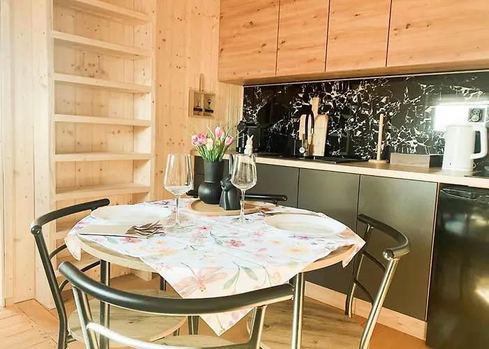 Ostoja Leśna Z Widokiem Na Góry *